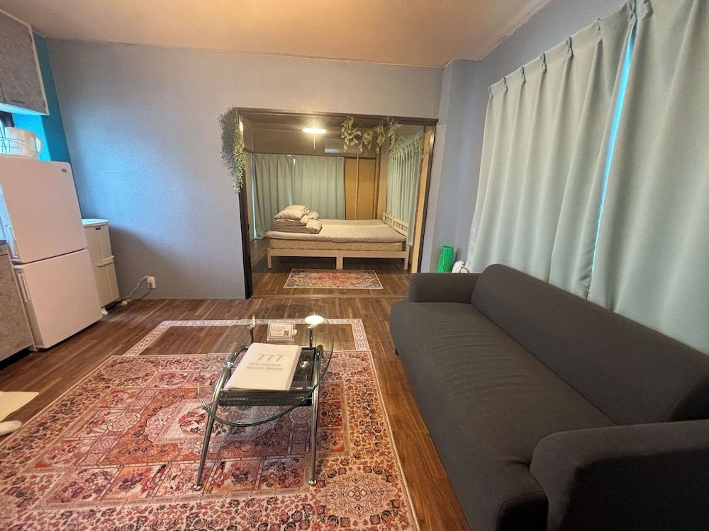 Basic Twin Room
