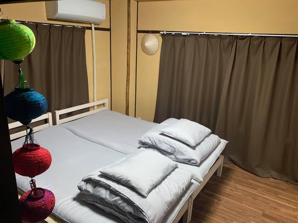 Basic Twin Room