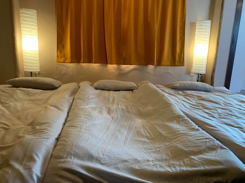 402 Japanese Futon Room