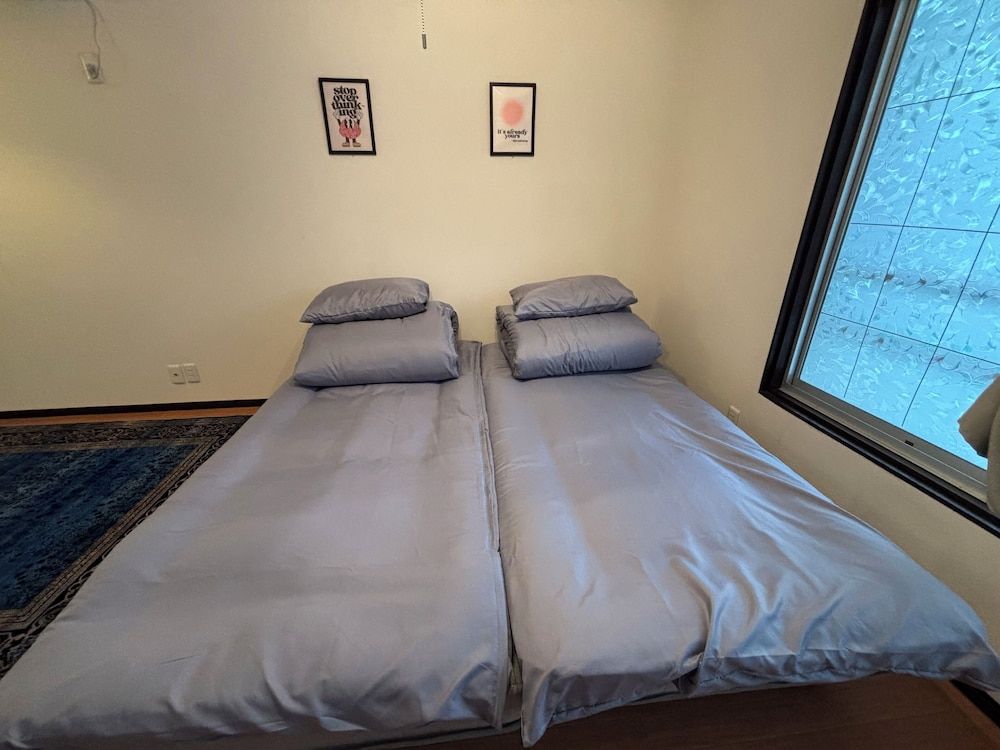 Economy Triple Room