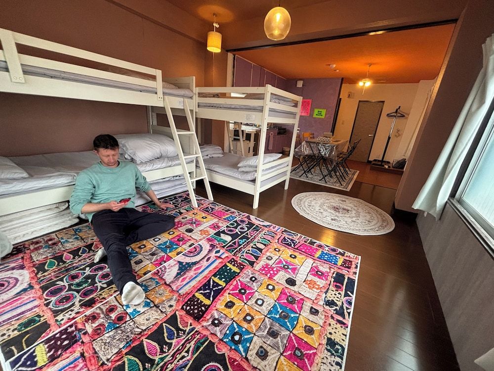 401 Bed Room