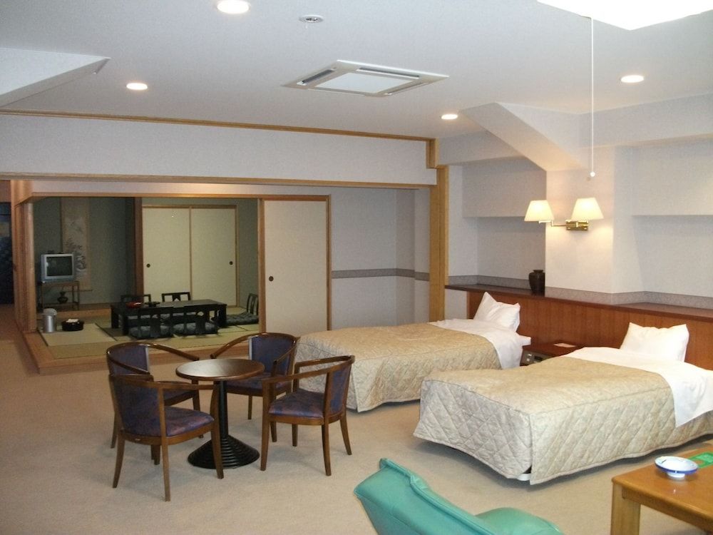 Accessible Twin Room, Wide 25 square meter, Private Bathroom