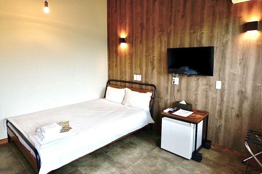Economy Double Room, 1 Double Bed, Non Smoking, Bathtub
