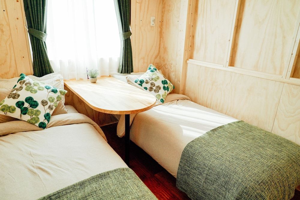 House 2 Bedroom Summer