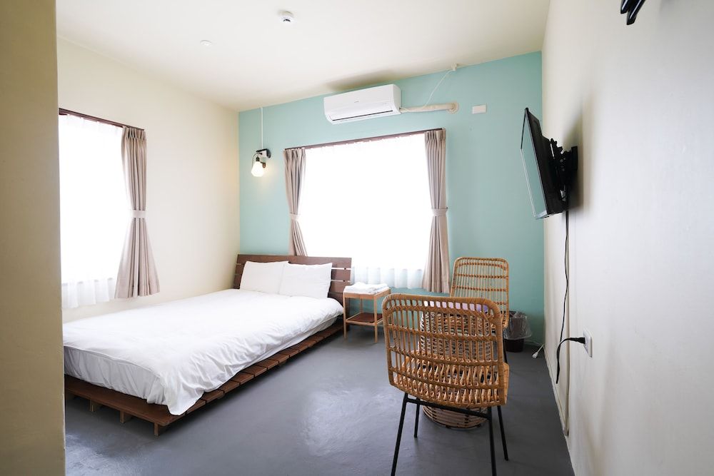 Adan Hotel
