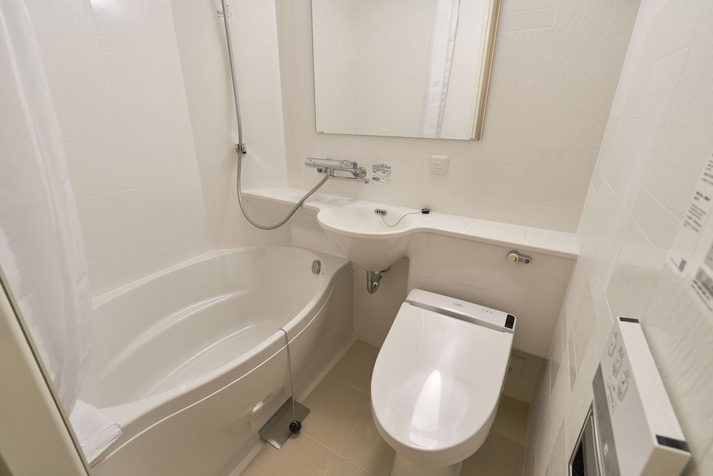 HOTEL Meet Me Kobe Motomachi Twin Room 5