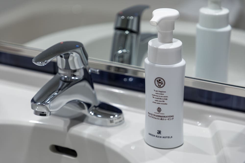 Green Rich Hotel Kobe Sannomiya Standard Single Room, Non Smoking 8