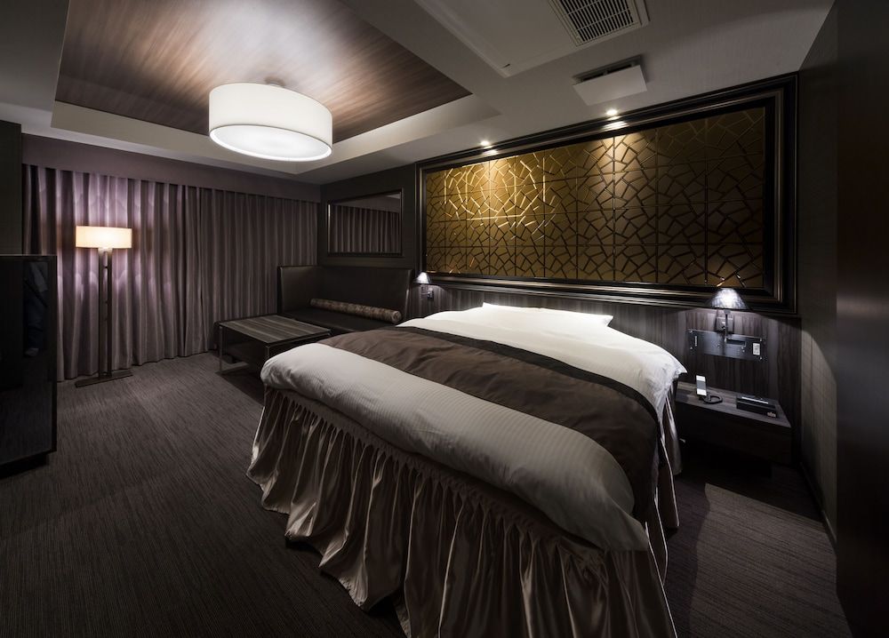 undefined N Hotel 10