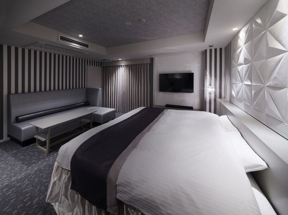 undefined N Hotel 7