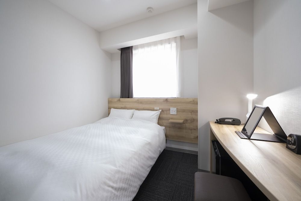 Washington R&B Hotel Nagoya Shinkansenguchi Standard Double Room, Non Smoking 2