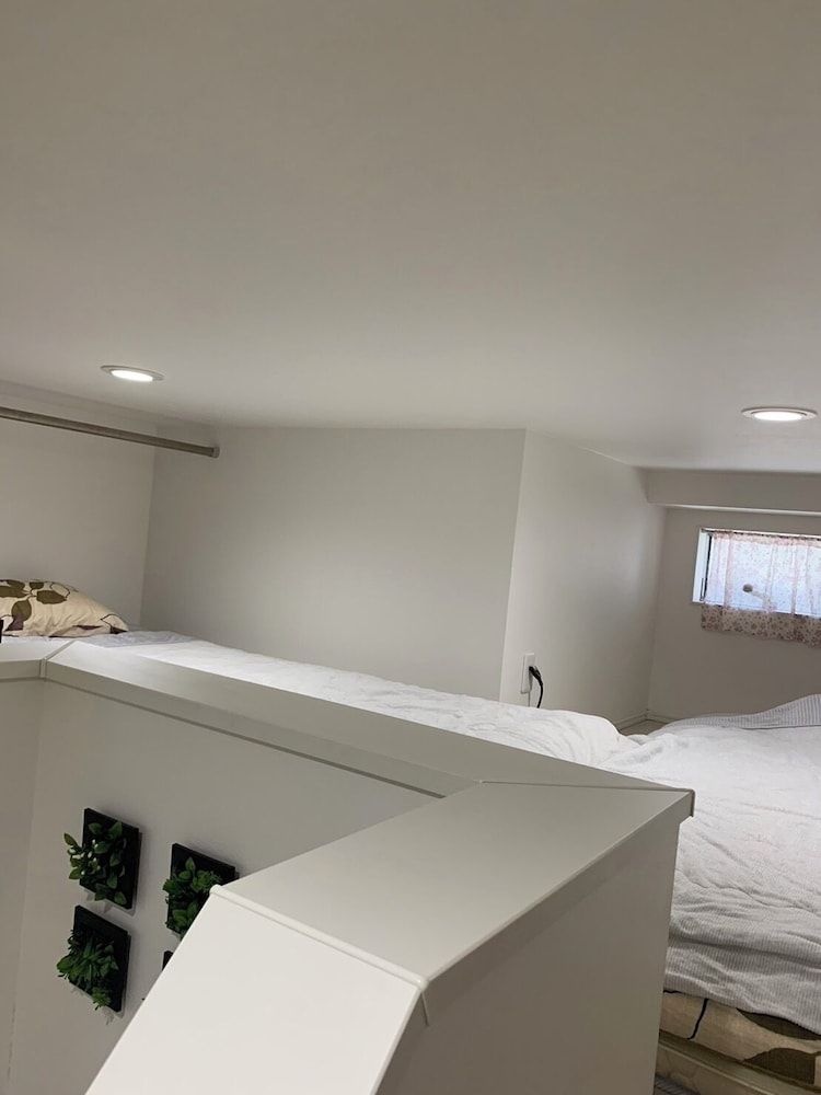 undefined Polaris 102 7