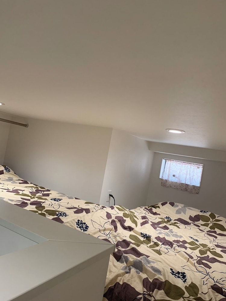 undefined Polaris 102 8