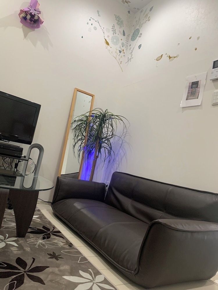 Polaris 102 Designer's Apartment - Pet Friendly (Additional Fee) 19