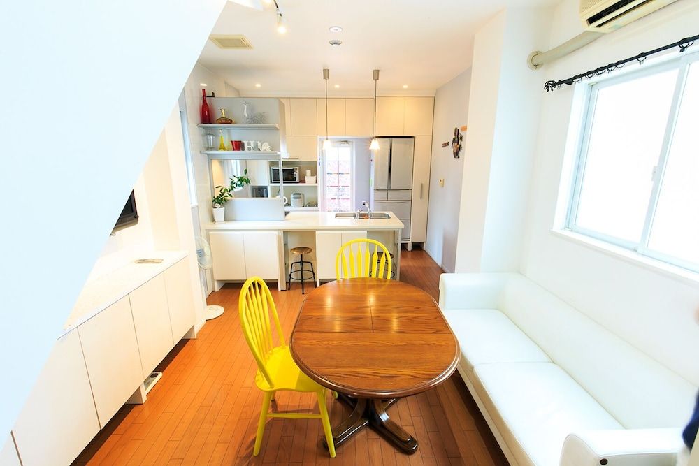 Casa de Marzo Room, 3 Bedrooms (2A) 13