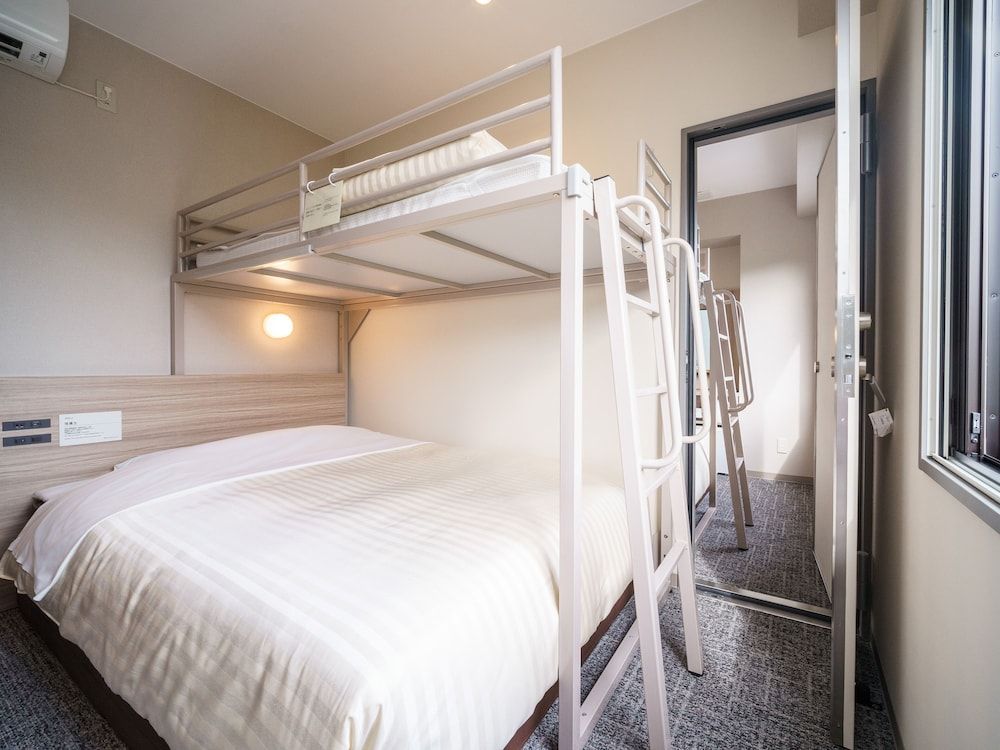 Connecting Room, Non Smoking