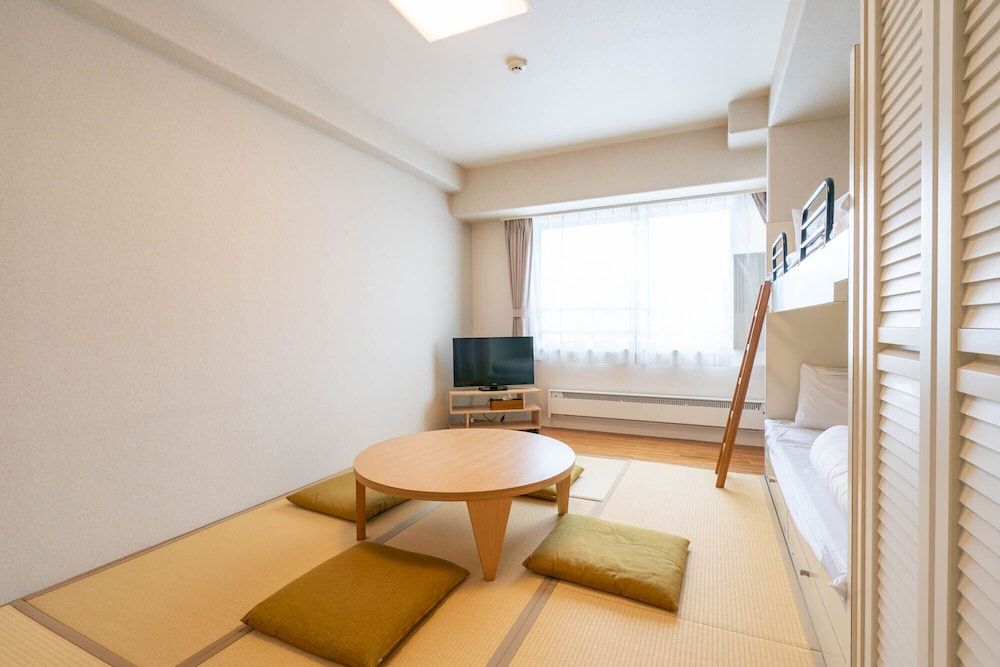 Apartment (911)
