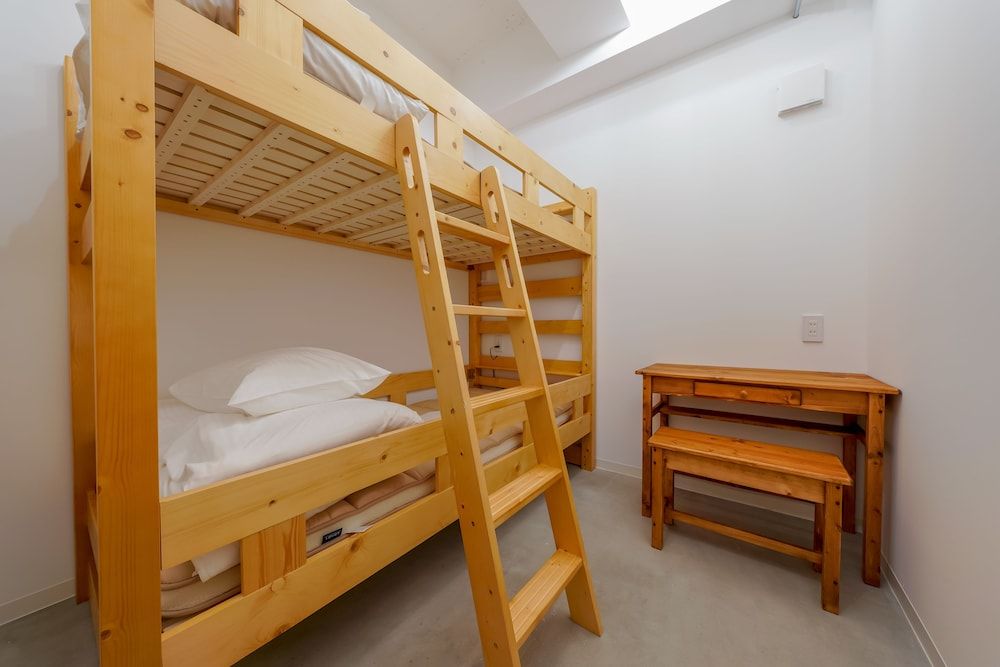 HOSTEL COCONE Kyoto - Station Twin Room, Shared Bathroom 2