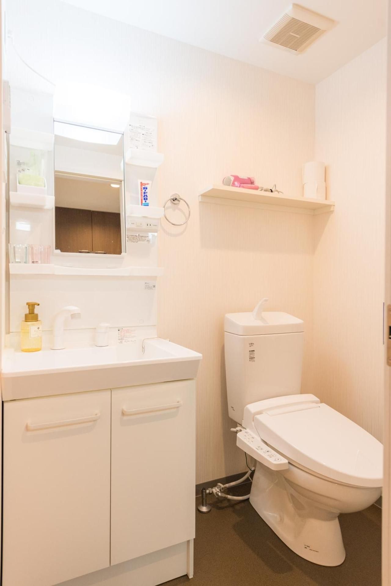 undefined Floral Green Maple House 10