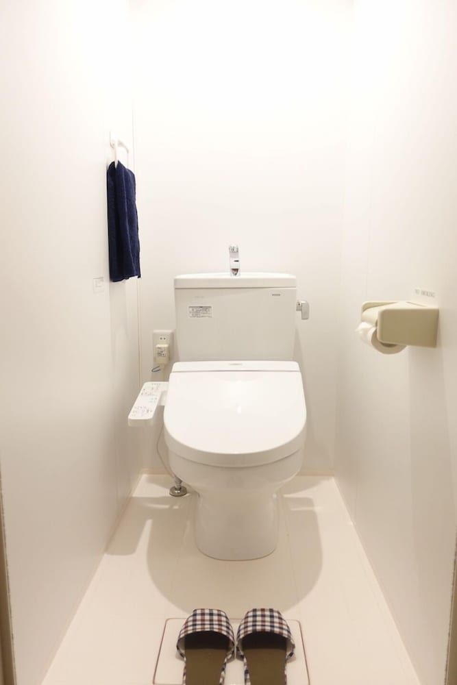 Guesthouse Mew Basic Twin Room, MOMIJI 9