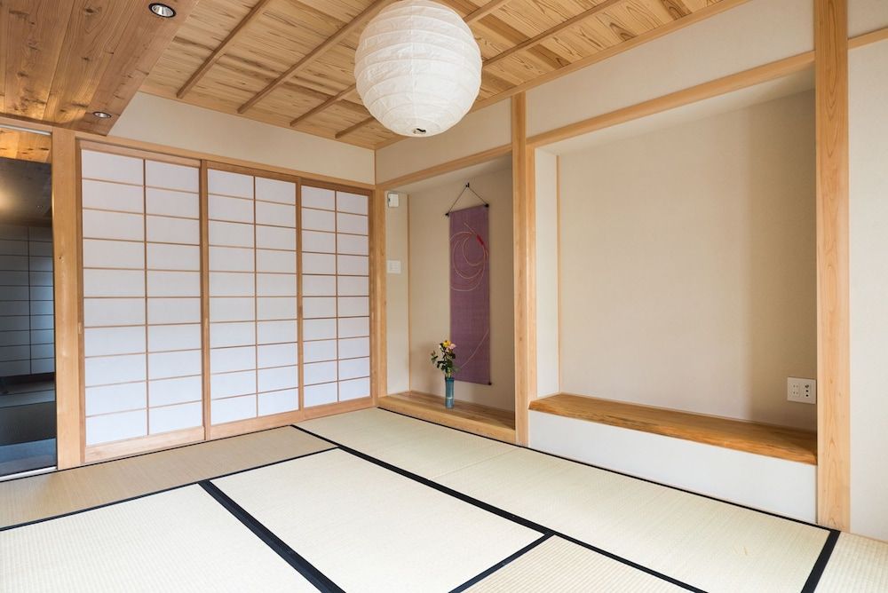 undefined Lica's Room 3