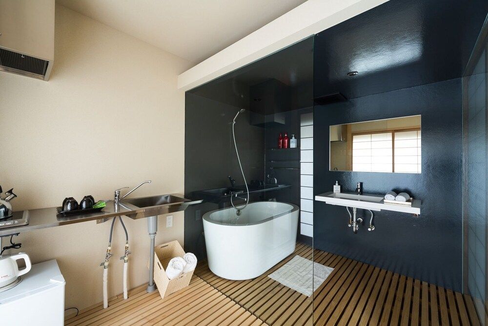 Lica's Room Traditional Apartment 6