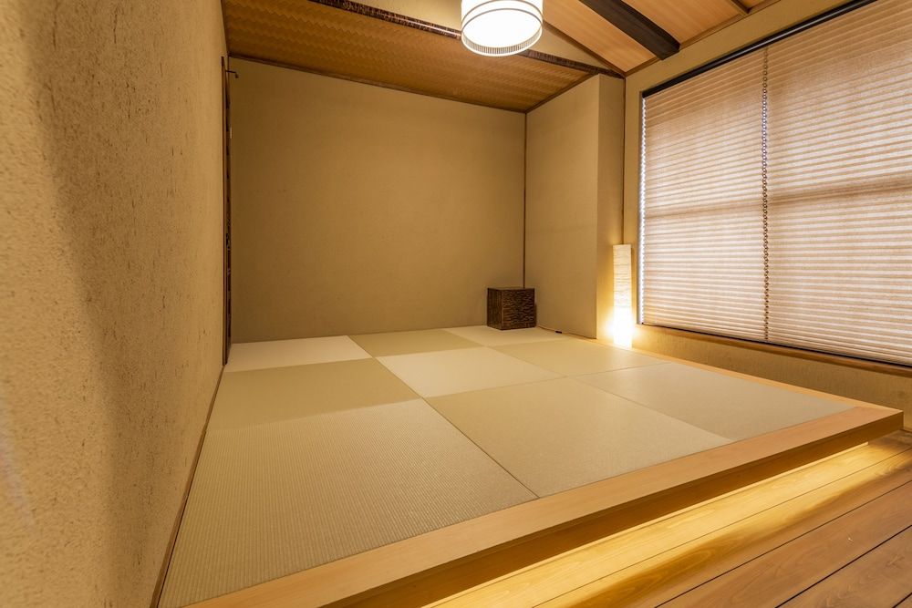 undefined Ichijyo-Karin 9