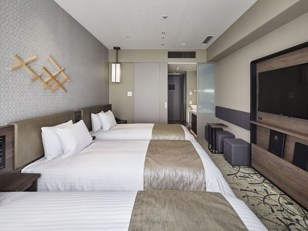 Triple Room with 3 Single Beds