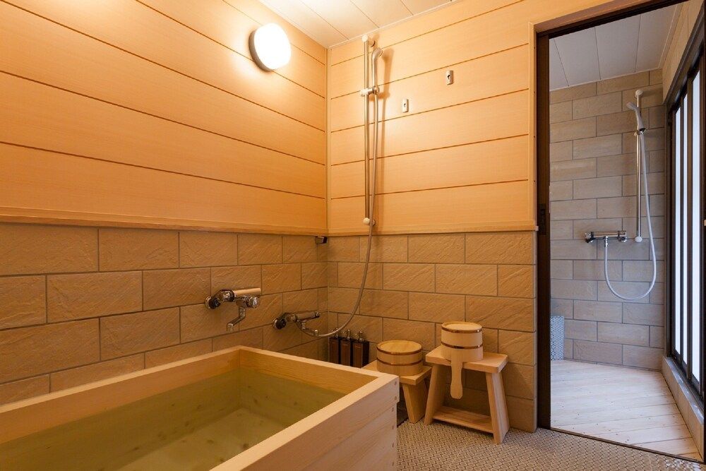 Private Residence Nijo-jo Nagomi Family House, 3 Bedrooms, Bathtub, Garden View 7