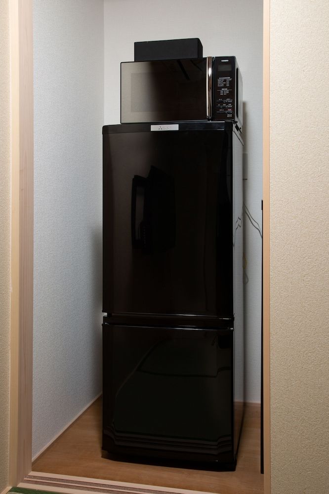 Mini-Refrigerator