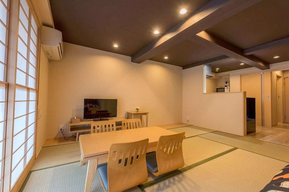 undefined Kitano Tenmangu House A 8