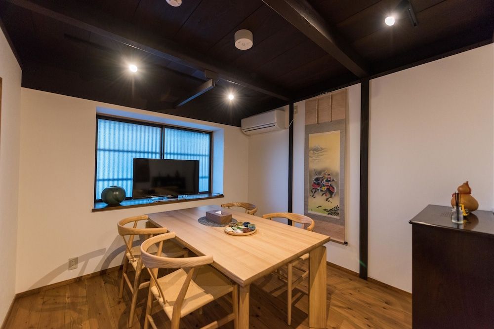 undefined Happy House 7