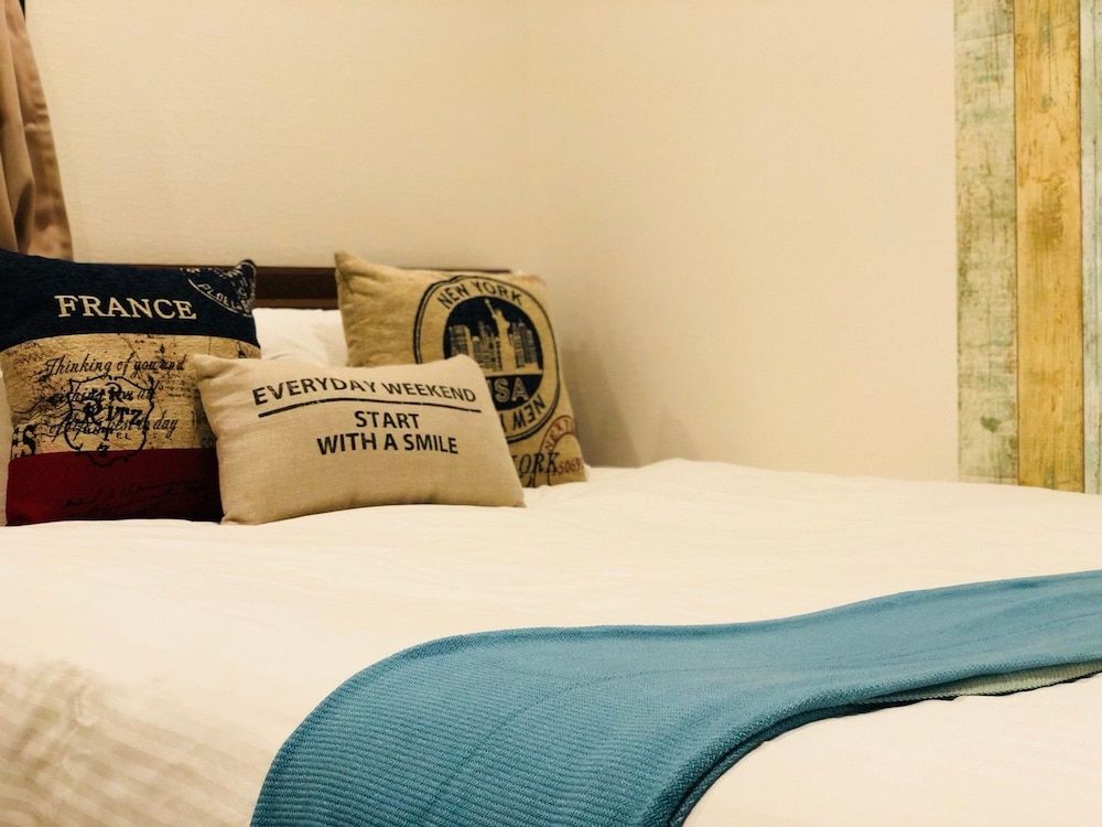 Apartment (2)