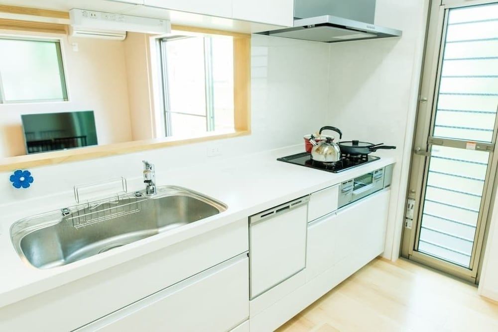 undefined Heartwarming House 6