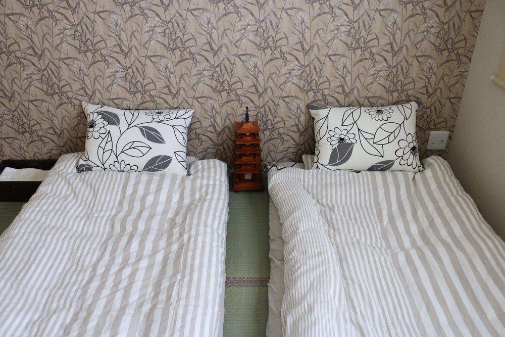 undefined Heartwarming House 2