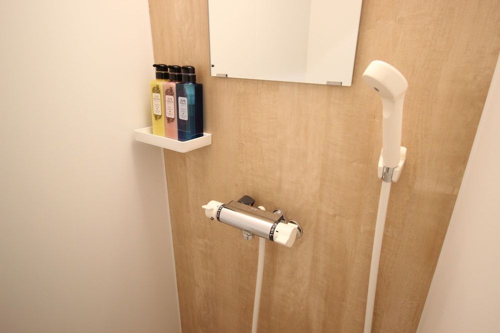 AKARI Higashiyama Nijo Triple Room B 11