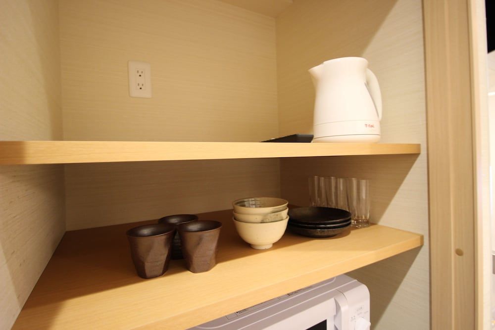 AKARI Higashiyama Nijo Triple Room B 12