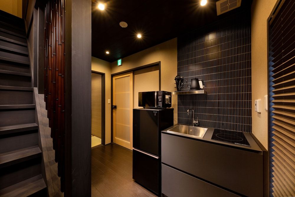 Tsumugi Shijo-Mibudera Etsunen Melody & Memory Kyomachiya Whole Rental 7