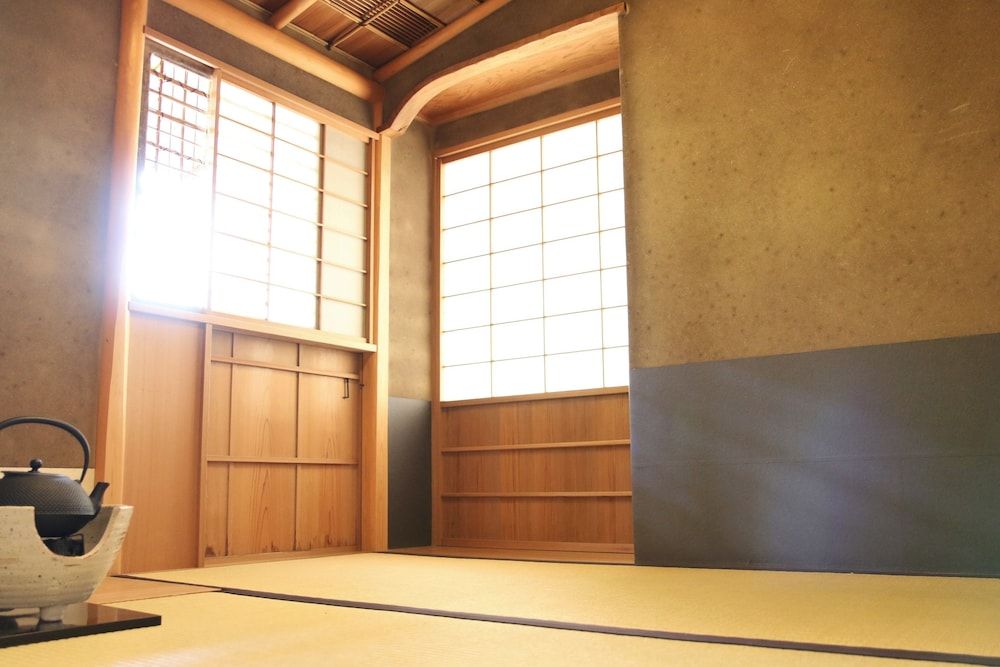 undefined Cottage EMI 5