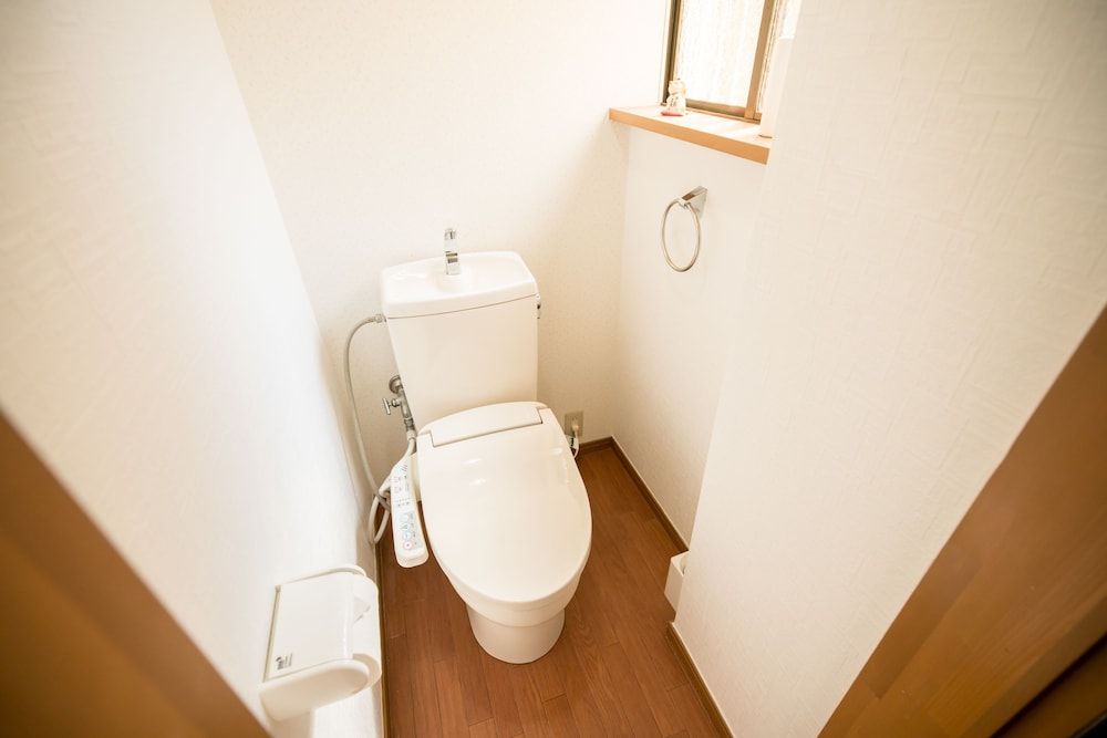 Karan Toji Private Vacation Home 8