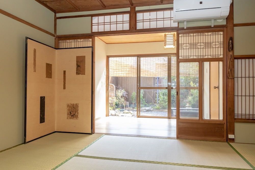 undefined Jyuraku Tomi 7