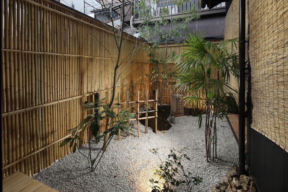 undefined Kanade Kyoto Hachijoguchi 3