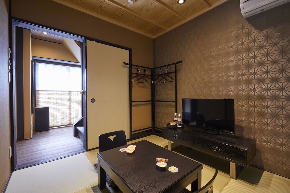 undefined Rinn Mibukouin Minami 8