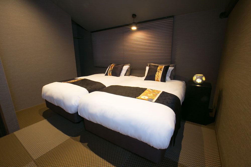 undefined Hosta Toji Sakura 3