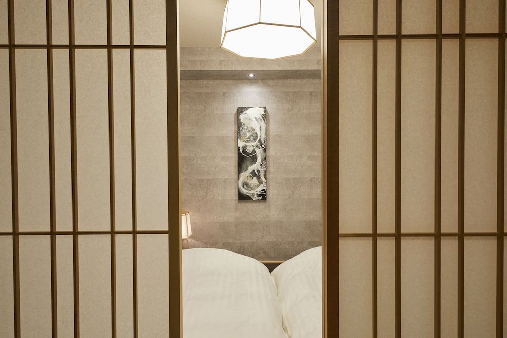 Rinn Shijo Nishinotoin Deluxe Room 14