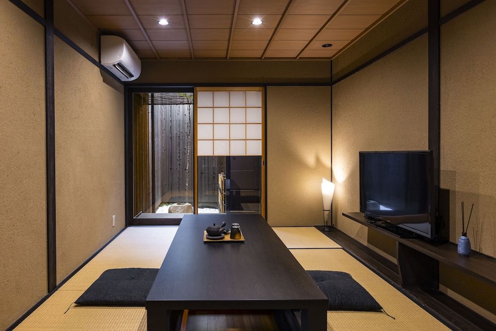 undefined Rinn Premium Koki East 10