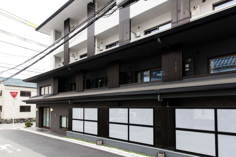 undefined RAKU Hotel 6