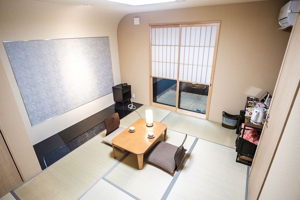 undefined Tomozuru 3