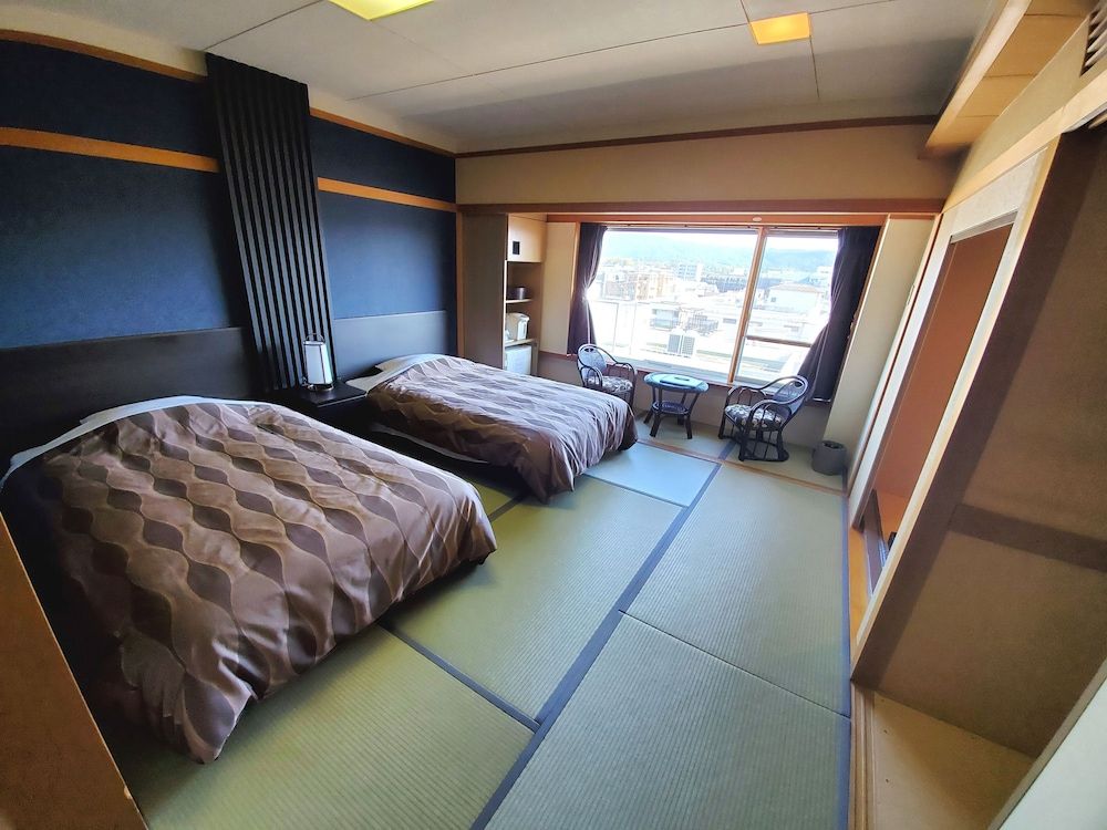 Japanese Style 2 Bed room, Shared Bathroom,  Non Smoking