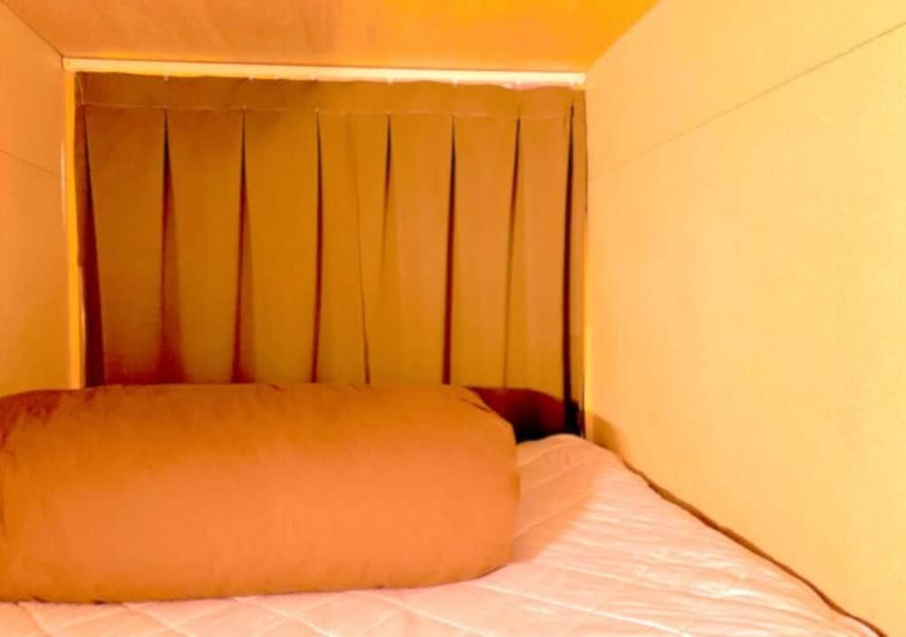 Imaya Hostel Kyoto & Coffee Shared Dormitory Room 2