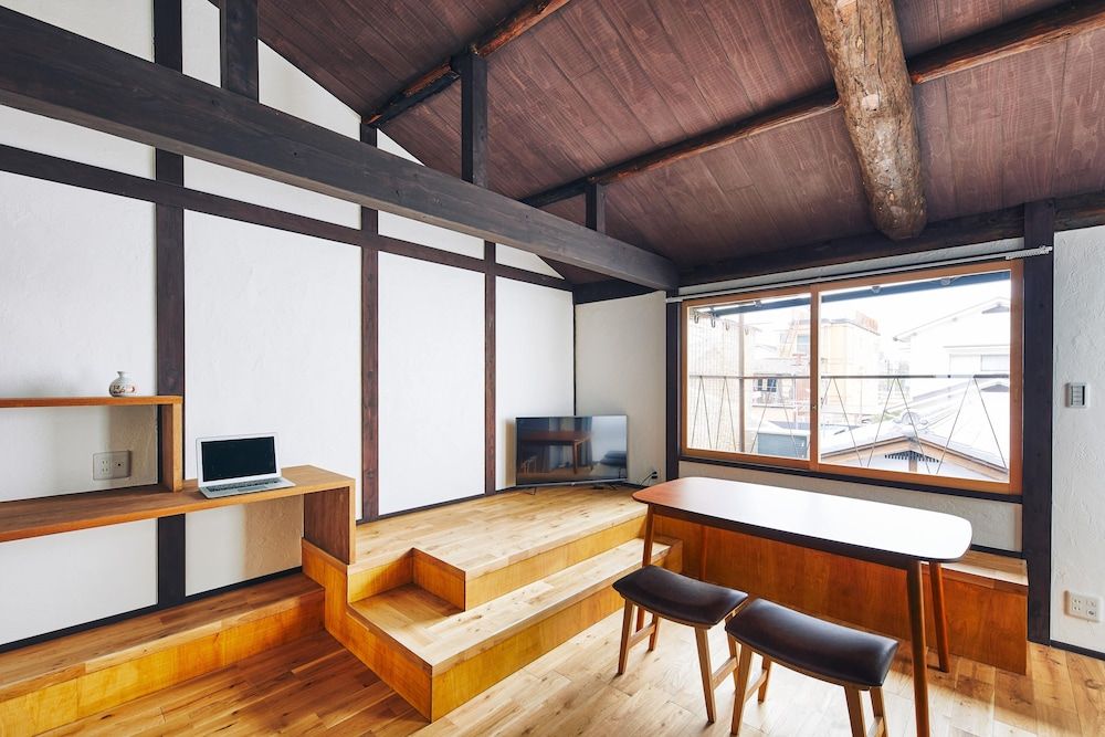 undefined Seven Stay Ouchi 9